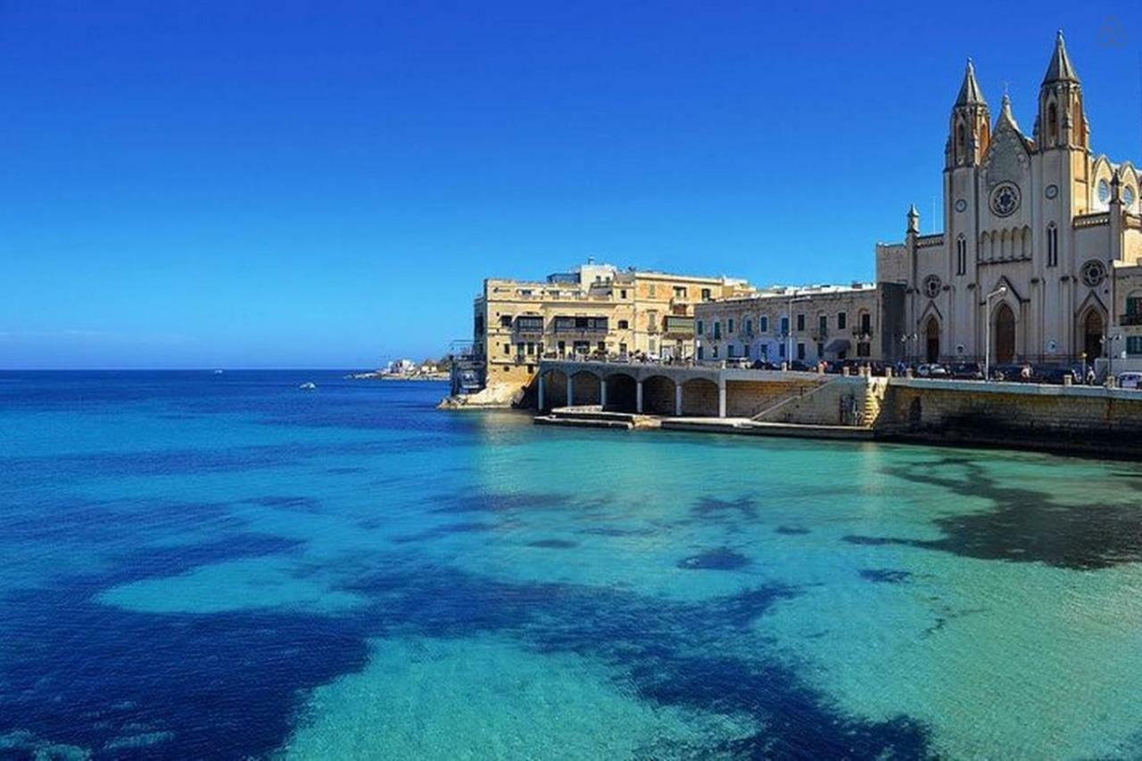 Apartment In Fort Cambridge With Pool Sliema Extérieur photo