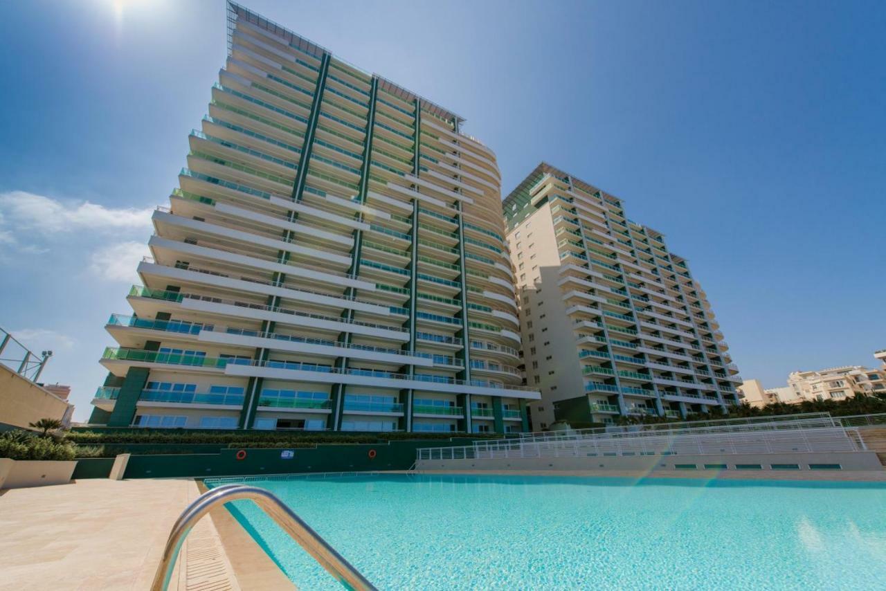 Apartment In Fort Cambridge With Pool Sliema Extérieur photo