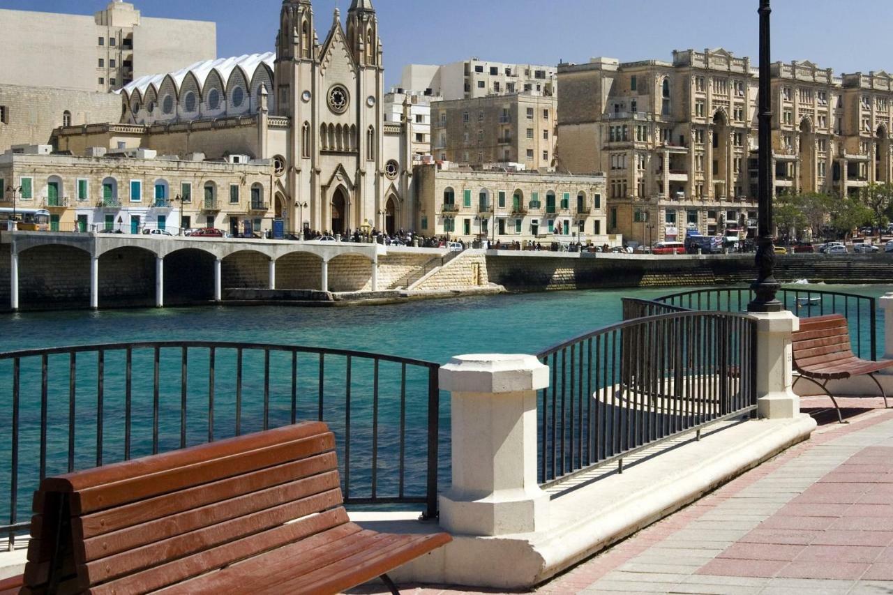 Apartment In Fort Cambridge With Pool Sliema Extérieur photo