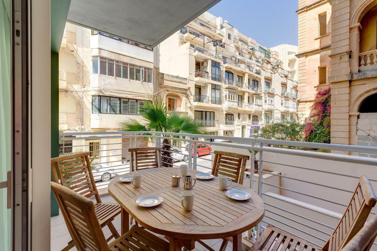 Apartment In Fort Cambridge With Pool Sliema Extérieur photo