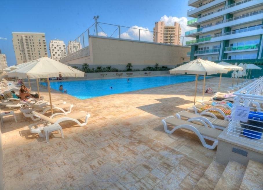 Apartment In Fort Cambridge With Pool Sliema Extérieur photo